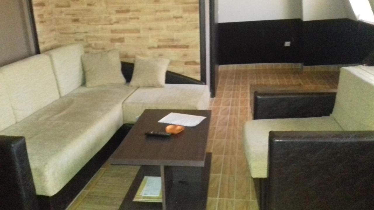 Asterix Rooms Leskovac  Esterno foto